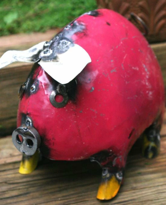 The Birdhouse Chick Large Pig Yard Art